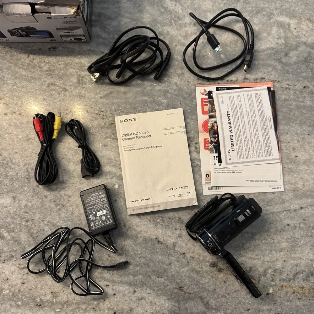 Sony Handycam HDR-PJ200 Full HD Camcorder w/Built-In Projector 30x Zoom